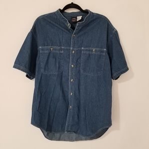Dry Goods Saugatuck Company LTD Denim Button Up Shirt Size Large